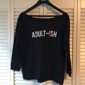 Wide neck sweatshirt